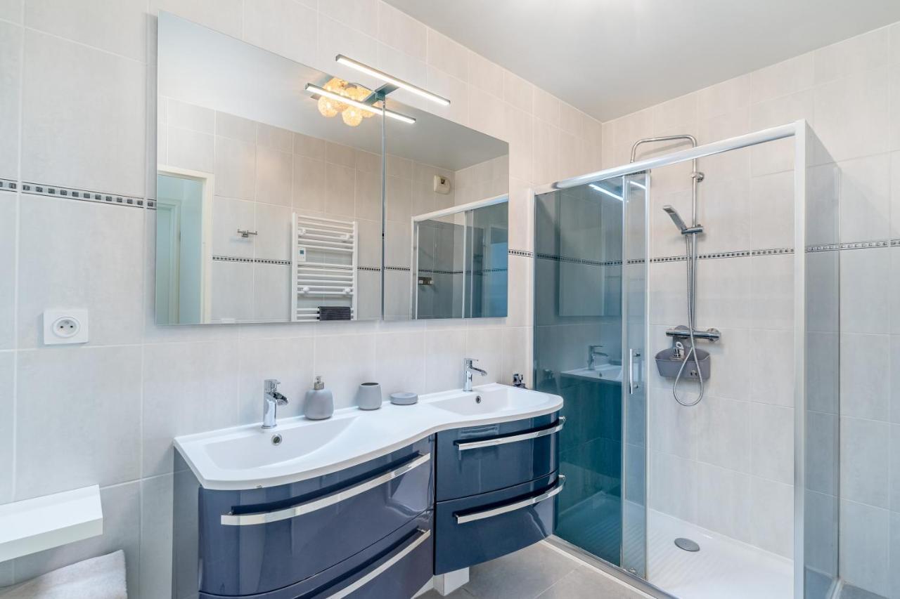 Panier, Major, De 47 M2, Parking Et Terrasse * Marseilles